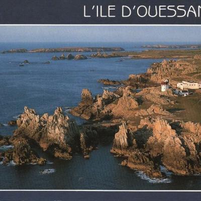 Ouessant La Cote Rocheuse Et Lephare Du Creach Jack534 P1997
